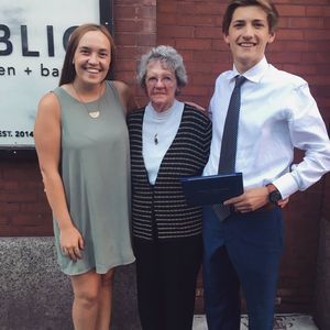 Meet your Posher, Brenna